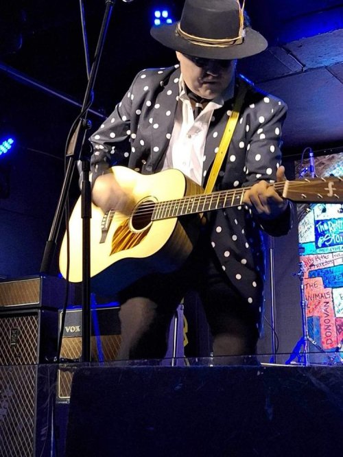 Snug Sofa Sessions - Dave Gardner's Tales of the Road & The Wilderness (Free Entry)