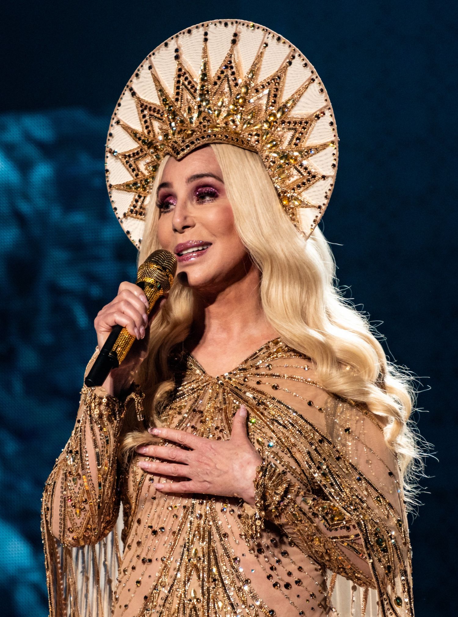 MusicBox - Cher - Are You Sitting Comfortably?